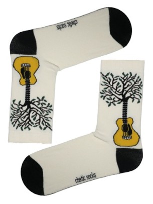 Beyaz Soket Gitarlı Ağaç Desenli Çorap Beyaz Soket Gitarlı Ağaç Desenli Çorap