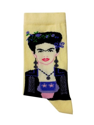 Frida Kahlo Portre Desenli Soket Çorap Açık Sarı Frida Kahlo Portre Desenli Soket Çorap Açık Sarı